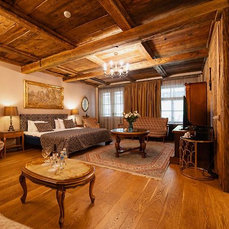 Boutique Hotel Virkas Muiza Kuldīga Esterno foto