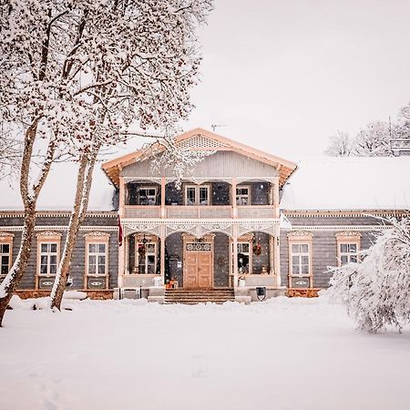 Boutique Hotel Virkas Muiza Kuldīga Esterno foto
