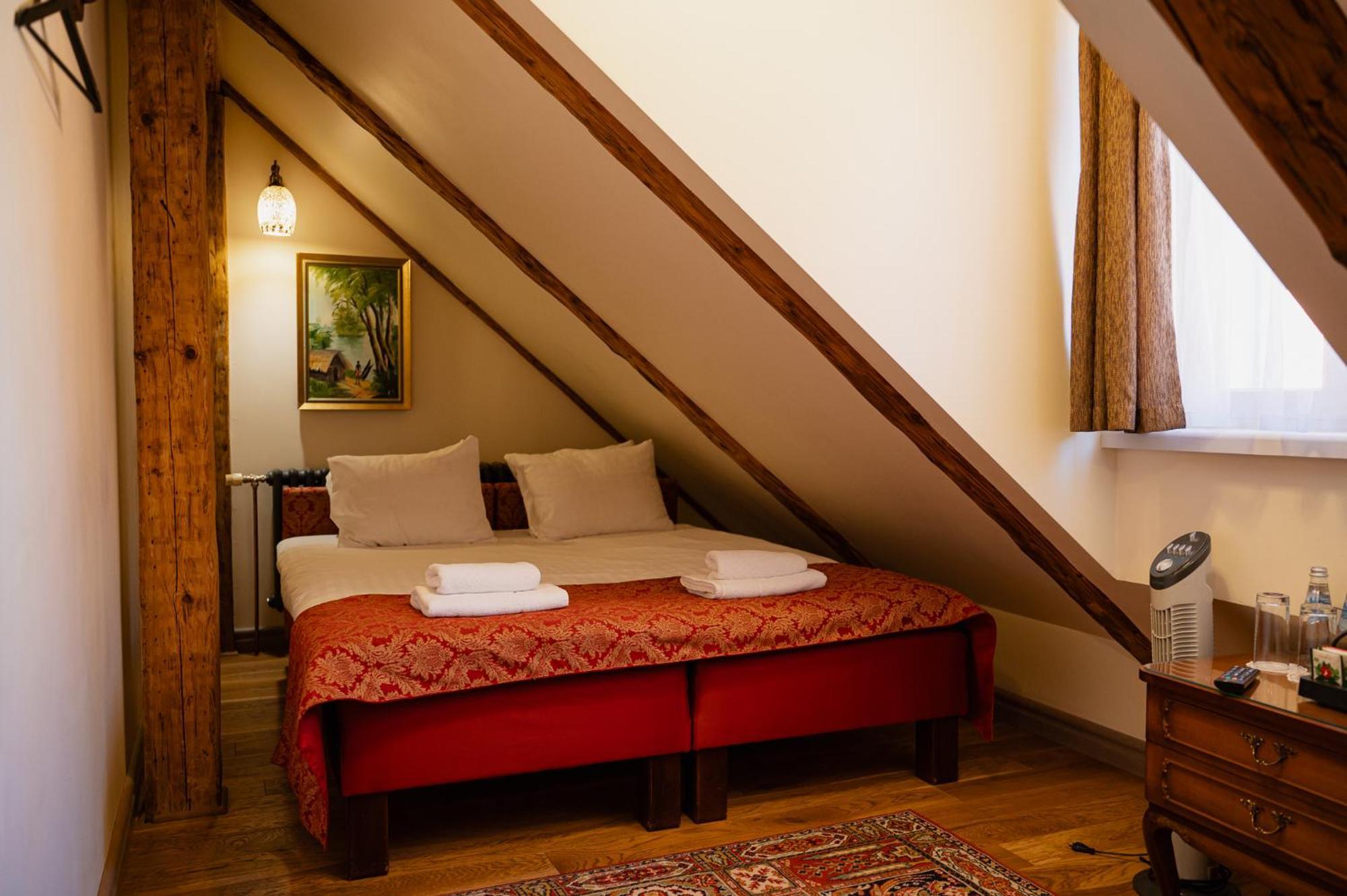 Boutique Hotel Virkas Muiza Kuldīga Esterno foto