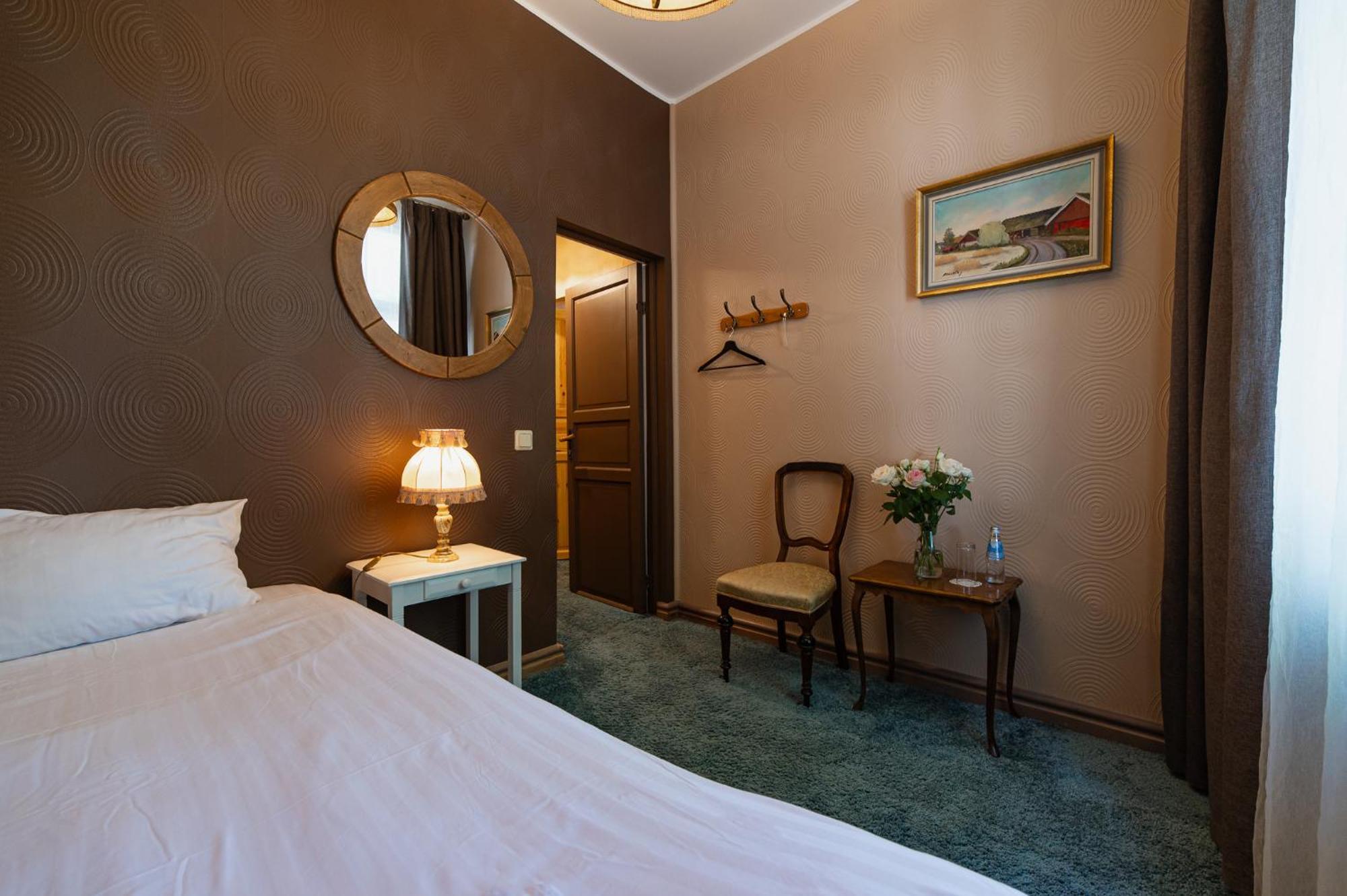 Boutique Hotel Virkas Muiza Kuldīga Esterno foto