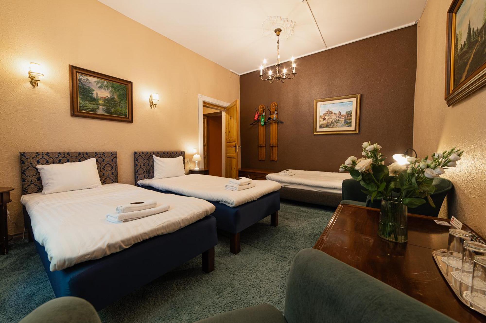 Boutique Hotel Virkas Muiza Kuldīga Esterno foto
