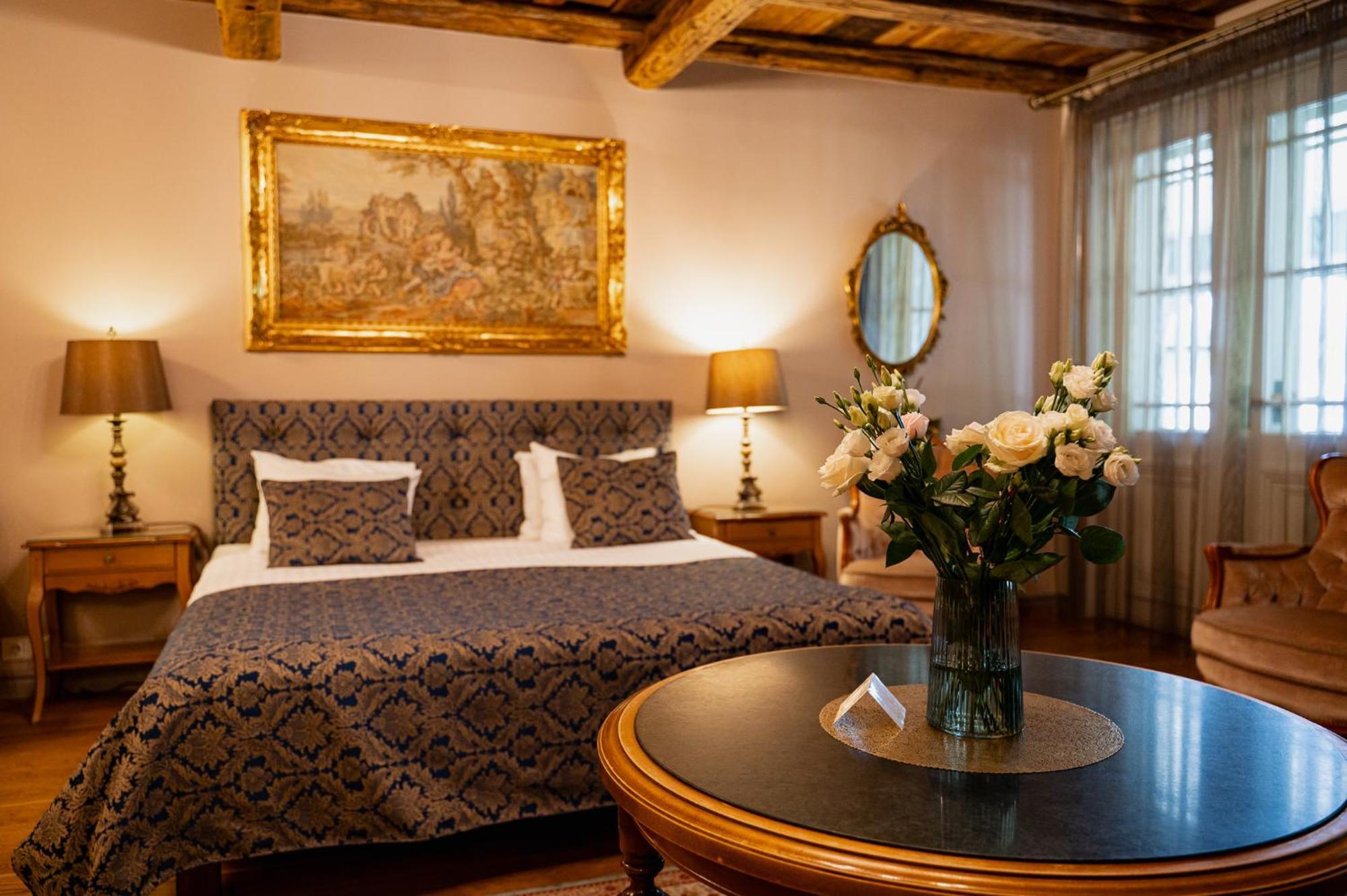 Boutique Hotel Virkas Muiza Kuldīga Esterno foto