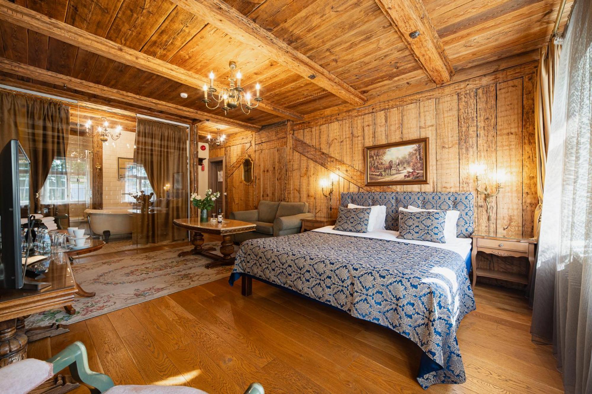 Boutique Hotel Virkas Muiza Kuldīga Esterno foto